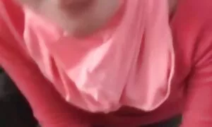 دانش آموزانی که دارای موهبت عکسهایسکسی الکسیس های مویی هستند ، با مردان عضلانی ریش دار عشق می ورزند