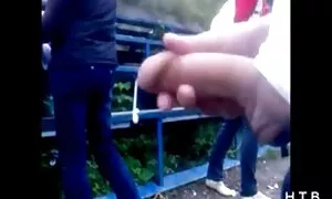 لگد زدن به واژن پشت صحنه فیلم الکسیس تگزاس به جای ورزش